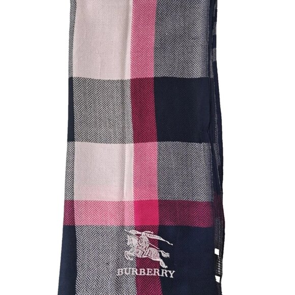 BURBERRY Classic Nova Check Pashmina Knit Cashmere Fringe Multicolor SHAWL - Picture 3 of 8